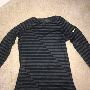 nike long sleeve t shirt